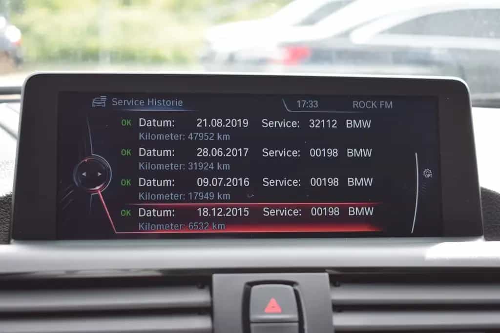BMW M135 i xDrive H&K 19 Zoll Navi Prof 08/2015-photo-20