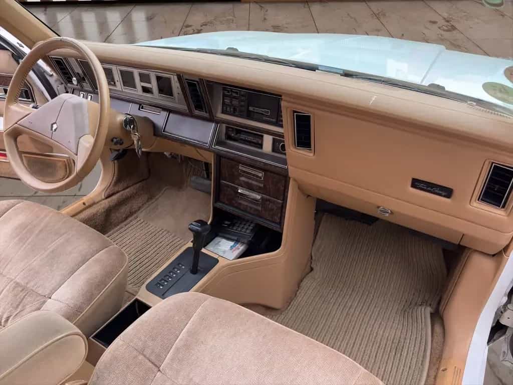 Chrysler Le Baron Kombi Town Country 01/1989-photo-13
