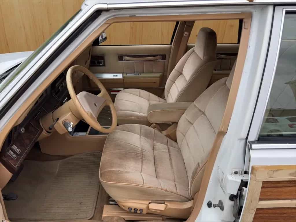 Chrysler Le Baron Kombi Town Country 01/1989-photo-8