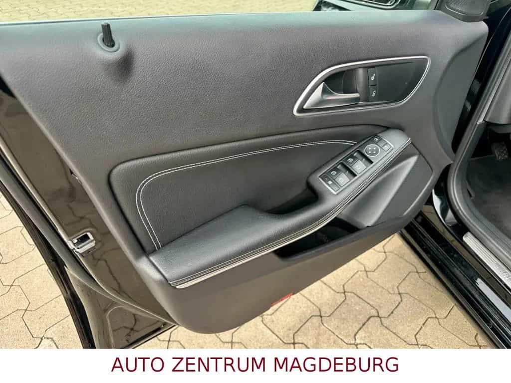 Mercedes-Benz A 180 BlueEff.* 2.HAND*NAVI*XEN*PDC*TEILLEDER* 06/2014-photo-20