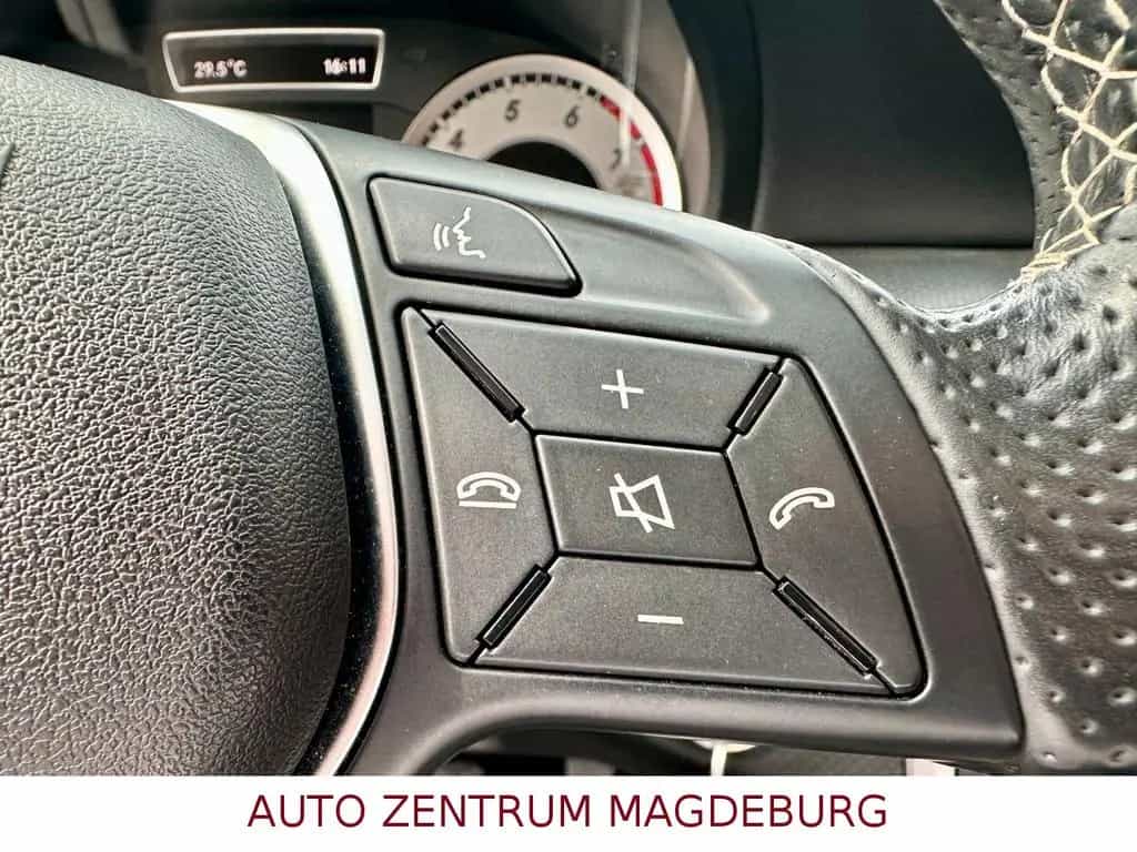 Mercedes-Benz A 180 BlueEff.* 2.HAND*NAVI*XEN*PDC*TEILLEDER* 06/2014-photo-24