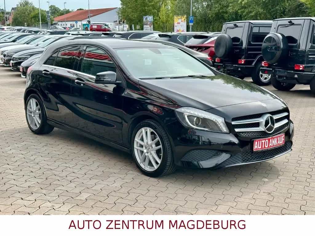 Mercedes-Benz A 180 BlueEff.* 2.HAND*NAVI*XEN*PDC*TEILLEDER* 06/2014-photo-3