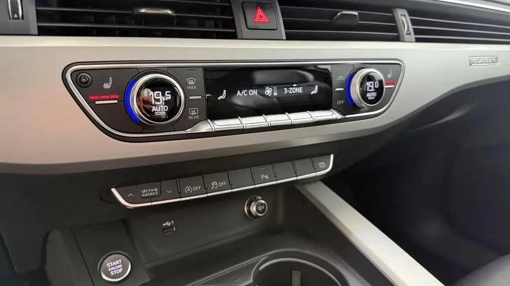 Audi A4 Avant 50 TDI quattro/S-LINE/ACC/DSG/PANO/LED/ 01/2020-photo-26