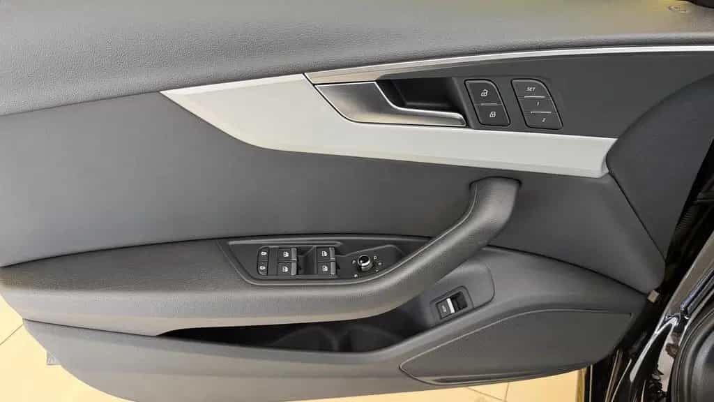 Audi A4 Avant 50 TDI quattro/S-LINE/ACC/DSG/PANO/LED/ 01/2020-photo-31