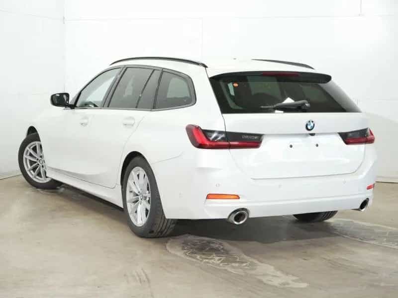 BMW 320 d Aut. HuD LED Parkassistent Widescreen DAB 12/2022-photo-2