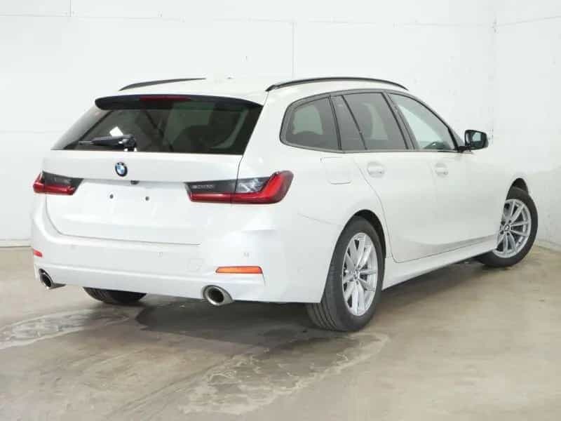 BMW 320 d Aut. HuD LED Parkassistent Widescreen DAB 12/2022-photo-3
