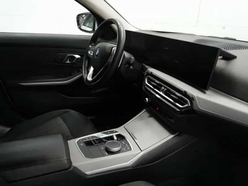 BMW 320 d Aut. HuD LED Parkassistent Widescreen DAB 12/2022-photo-4