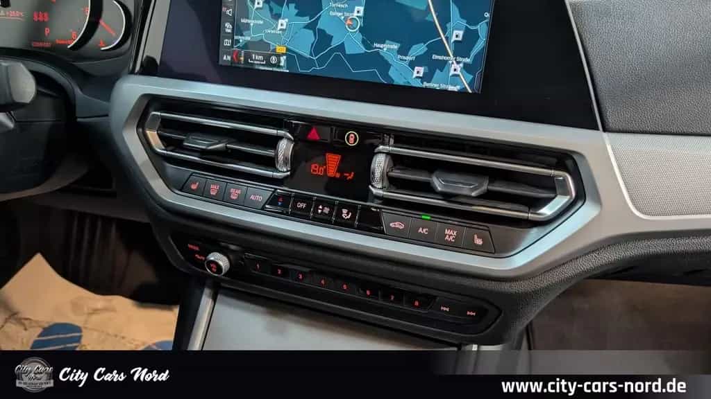 BMW 320 d SCHIEBEDACH+KAM+ACC+LEDER 03/2019-photo-18