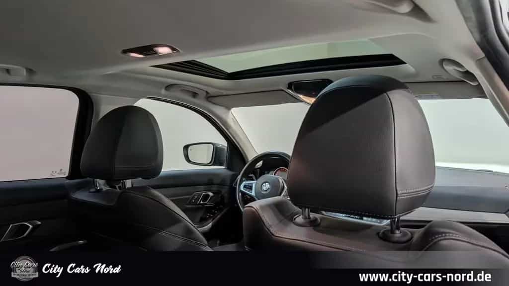 BMW 320 d SCHIEBEDACH+KAM+ACC+LEDER 03/2019-photo-24