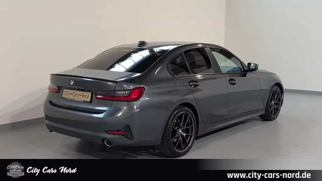 BMW 320 d SCHIEBEDACH+KAM+ACC+LEDER 03/2019-photo-4