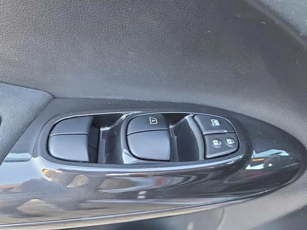 Nissan Juke NISMO RS 4x4 214PS 1.HAND RECARO+360GRAD+XE 02/2017-photo-12