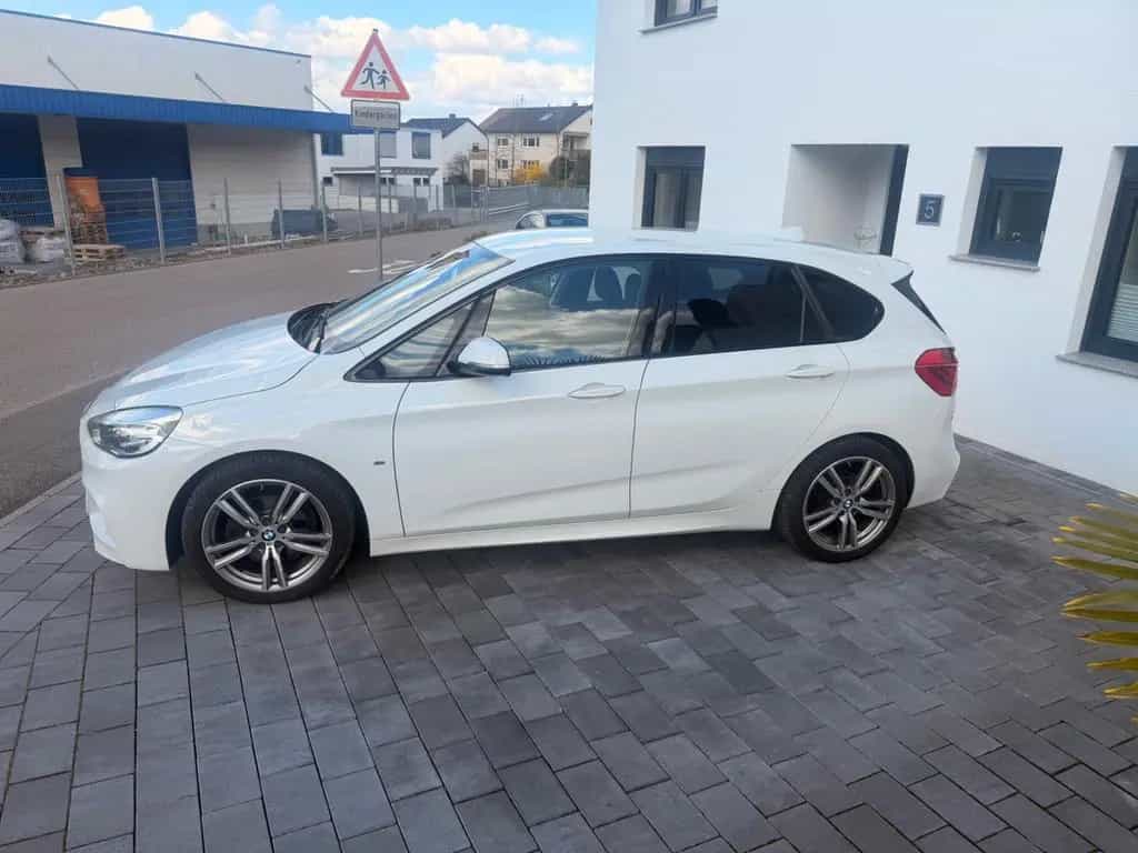 BMW 218 d 2 Active Tourer M Sport, Automatik, AHK 12/2016-photo-4