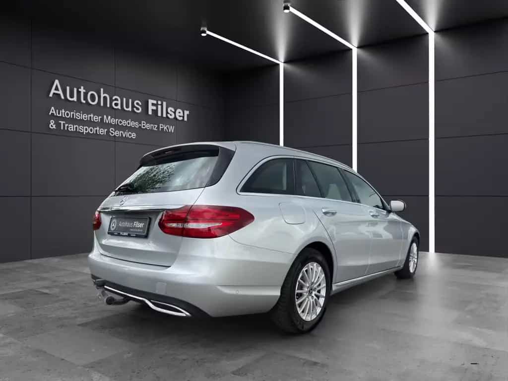 Mercedes-Benz C 180 T*Avantgarde*AHK* el. Heckklappe*Allwetter* 04/2018-photo-2