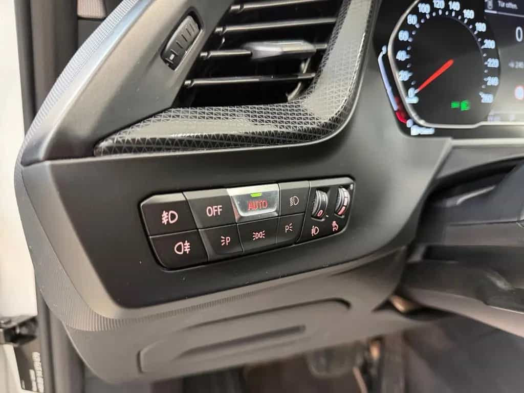 BMW 118 d Sport Line Steptronic*LED*Business Paket* 02/2021-photo-17
