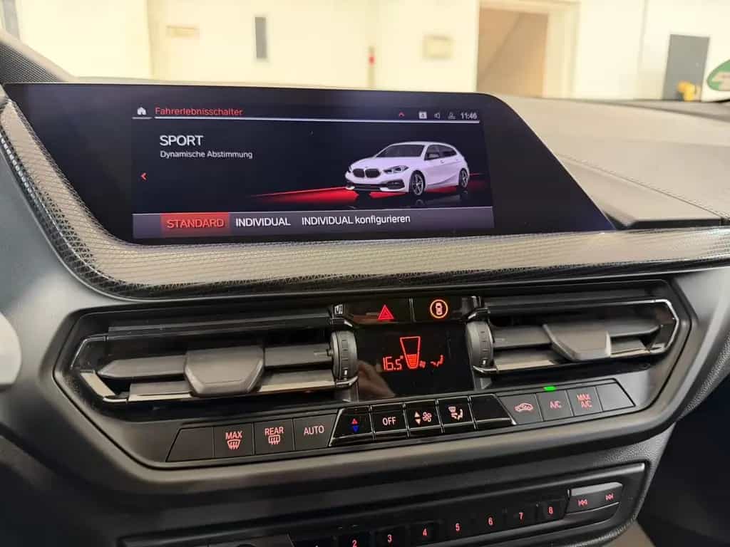 BMW 118 d Sport Line Steptronic*LED*Business Paket* 02/2021-photo-38