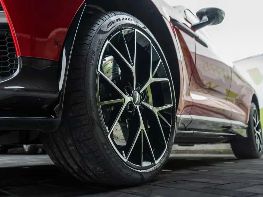 Aston Martin DBX 4.0 V8 DBX707 09/2024-photo-13