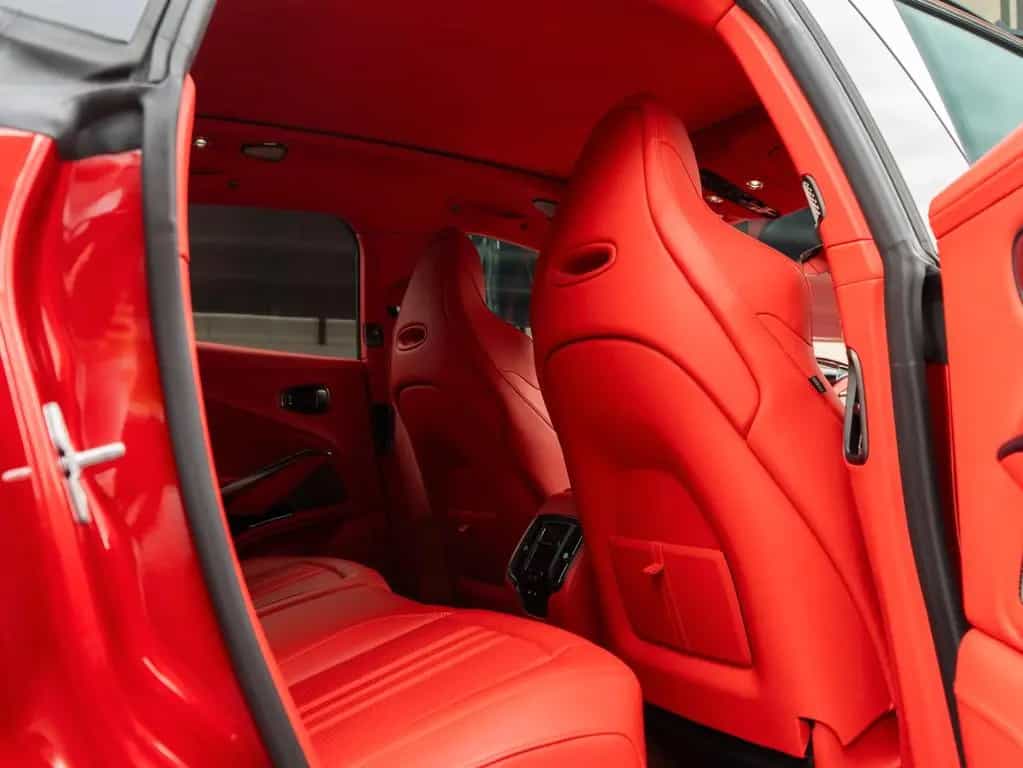 Aston Martin DBX 4.0 V8 DBX707 09/2024-photo-31