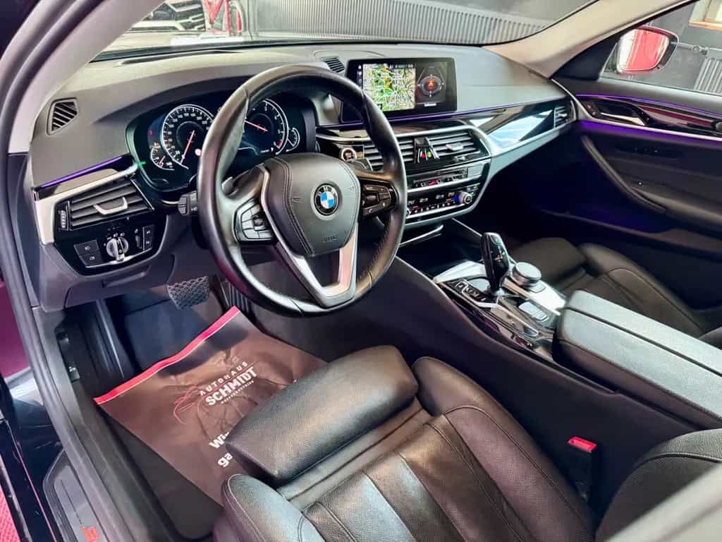 BMW 530 d Sport Komfortsitz LED HeadUp Kamera 18Zoll 11/2017-photo-21