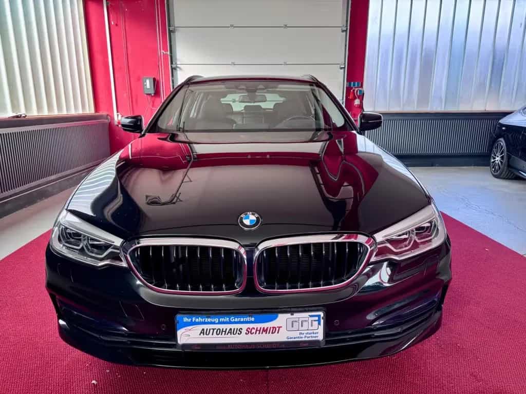 BMW 530 d Sport Komfortsitz LED HeadUp Kamera 18Zoll 11/2017-photo-3