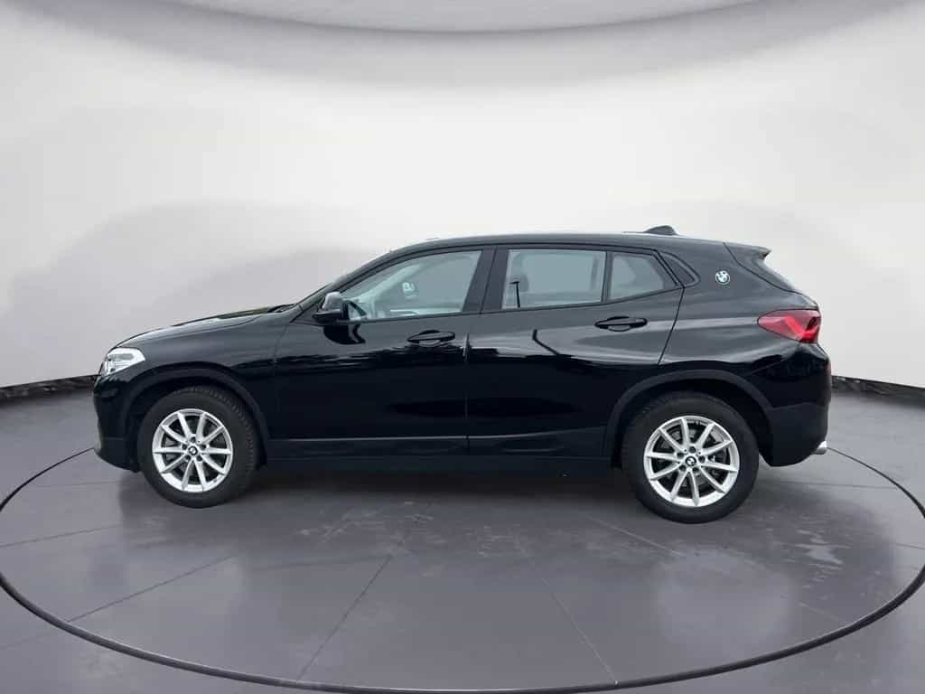 BMW X2 sDrive20i Advantage Steptronic DCT Navi AHK R 12/2020-photo-2