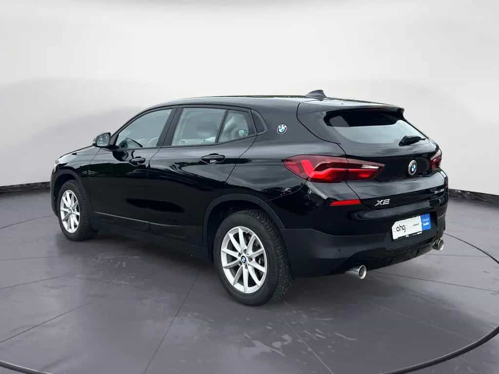 BMW X2 sDrive20i Advantage Steptronic DCT Navi AHK R 12/2020-photo-3