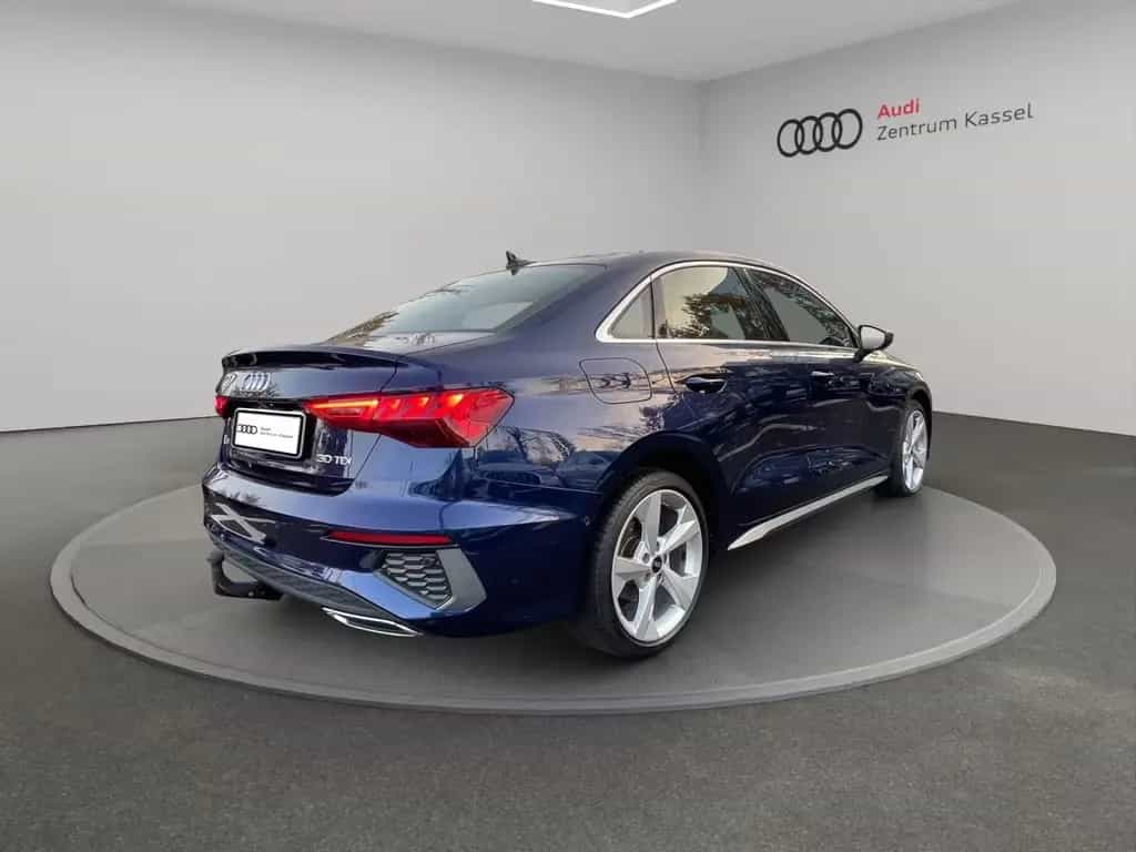 Audi A3 Lim. 30 TDI S line Matrix Kam. Alcantara AHK 05/2022-photo-4