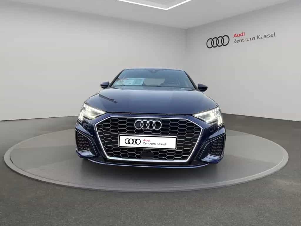 Audi A3 Lim. 30 TDI S line Matrix Kam. Alcantara AHK 05/2022-photo-7