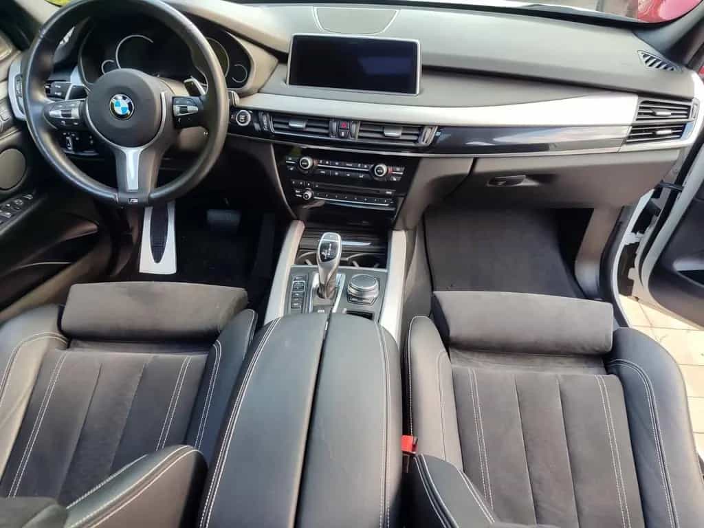 BMW X5 xDrive40d - 12/2018-photo-10