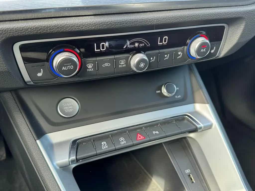 Audi Q3 35 TFSI advanced LED-SCHEINWERFER,AHK,NAVI 07/2019-photo-10