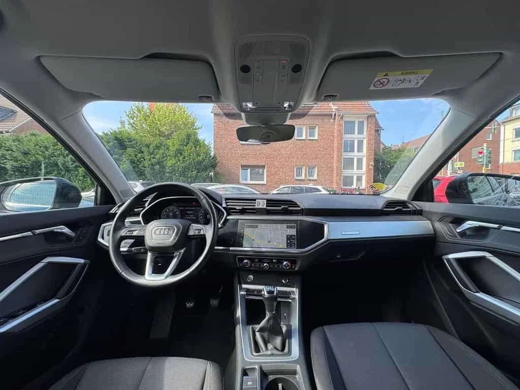 Audi Q3 35 TFSI advanced LED-SCHEINWERFER,AHK,NAVI 07/2019-photo-7