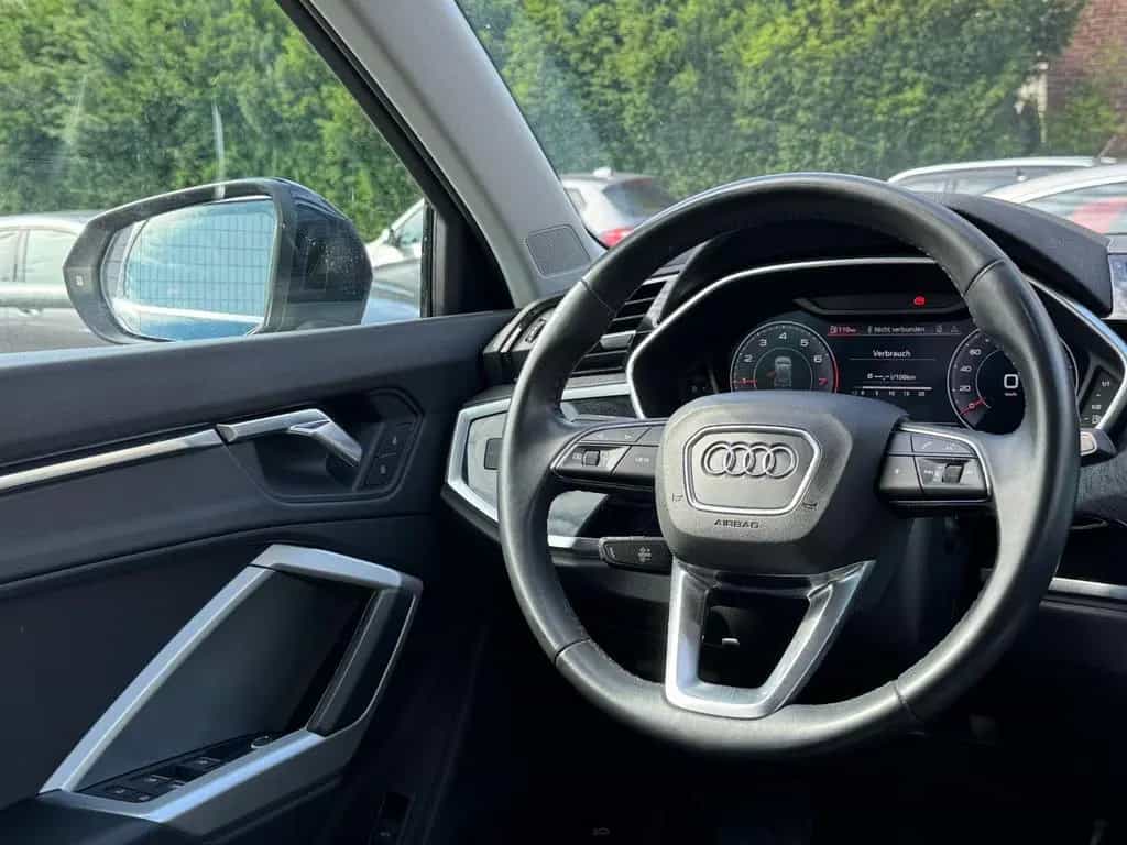Audi Q3 35 TFSI advanced LED-SCHEINWERFER,AHK,NAVI 07/2019-photo-9