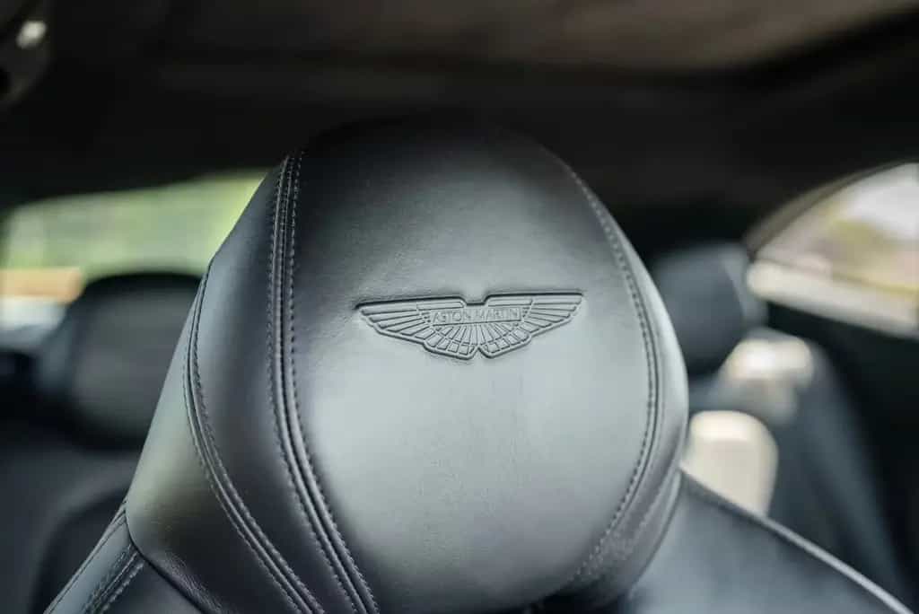 Aston Martin DBX 4.0 V8 07/2021-photo-12
