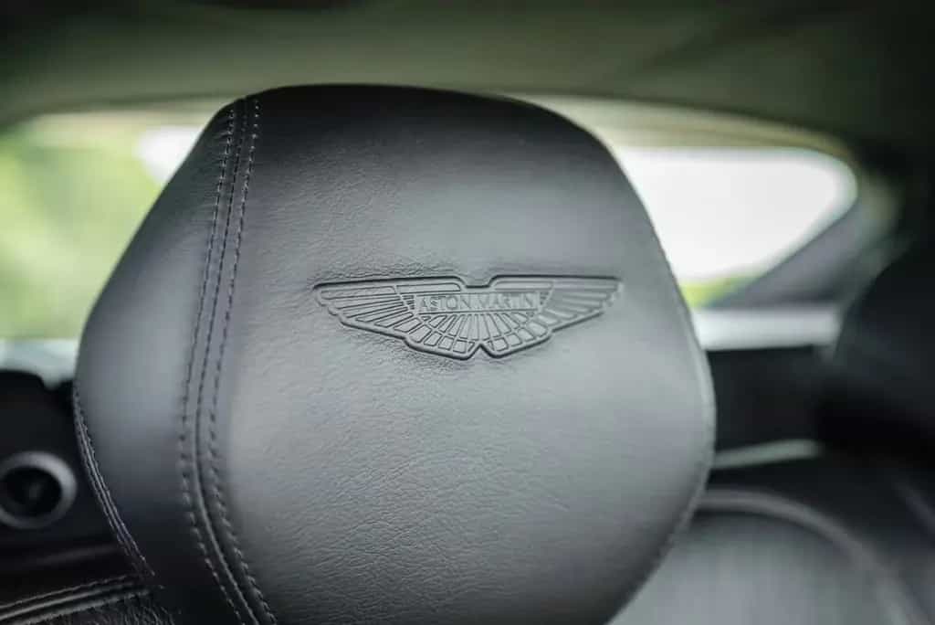 Aston Martin DBX 4.0 V8 07/2021-photo-29