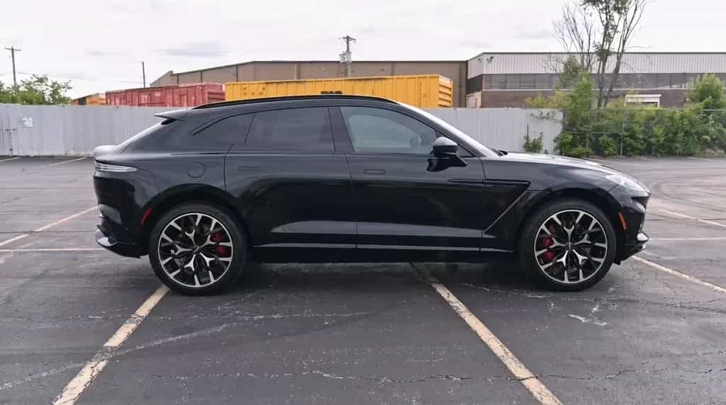 Aston Martin DBX 4.0 V8 07/2021-photo-4