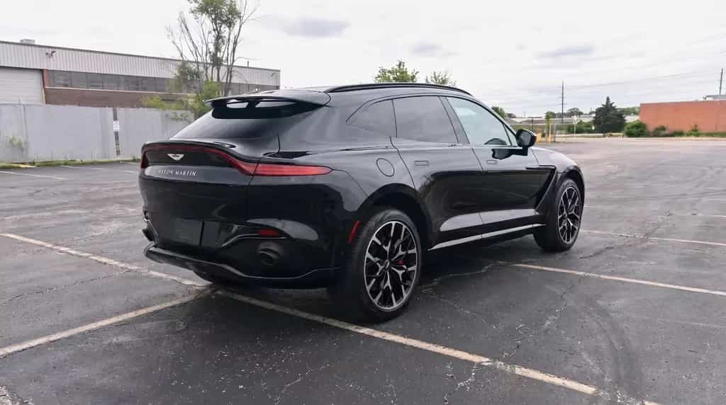 Aston Martin DBX 4.0 V8 07/2021-photo-6