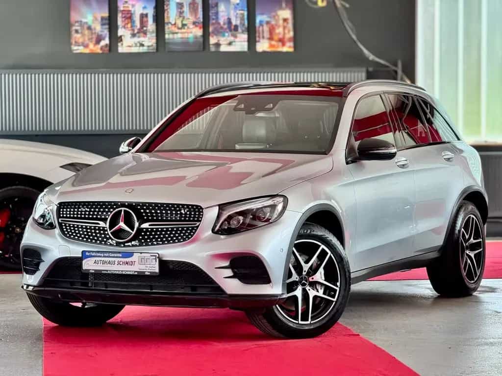 Mercedes-Benz GLC 43 AMG GLC43 AMG Pano Burmester Airmatic LED KeylesGo19 11/2016-photo-0