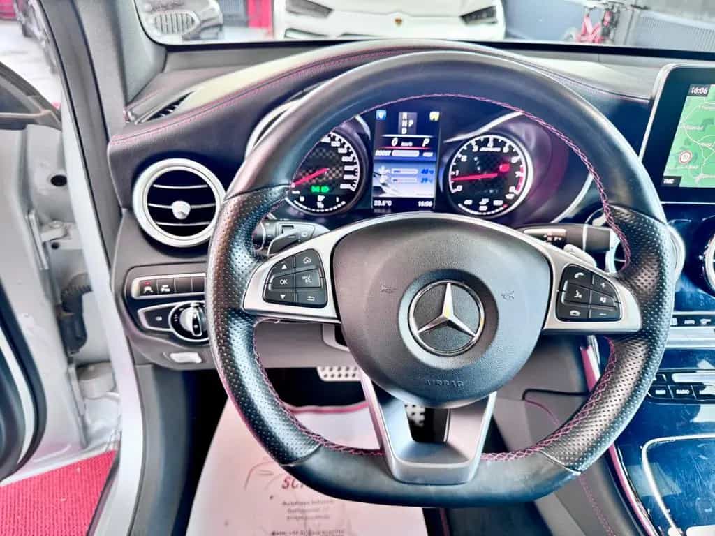 Mercedes-Benz GLC 43 AMG GLC43 AMG Pano Burmester Airmatic LED KeylesGo19 11/2016-photo-16