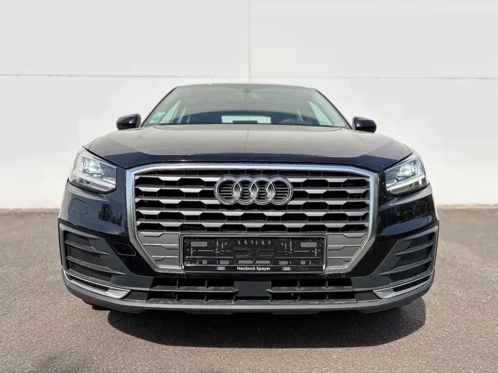 Audi Q2 35 TFSI basis S-tronic*LED*CAR PLAY*PDC* 03/2019-photo-1