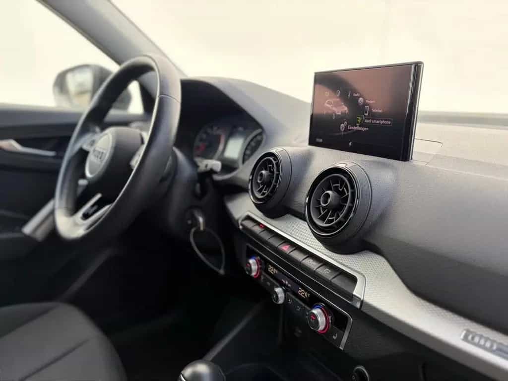 Audi Q2 35 TFSI basis S-tronic*LED*CAR PLAY*PDC* 03/2019-photo-12
