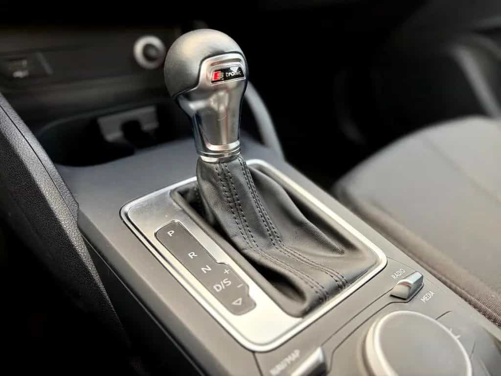 Audi Q2 35 TFSI basis S-tronic*LED*CAR PLAY*PDC* 03/2019-photo-25