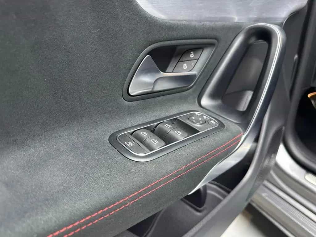 Mercedes-Benz CLA Shooting Brake CLA220 SB AMG-Line/Night/LED/Pano/Sound/Ambiente 10/2019-photo-9