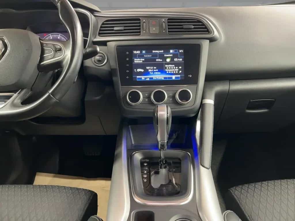 Renault Kadjar BOSE EDITION TCe 160 EDC SELBSTPARKEND 02/2020-photo-11