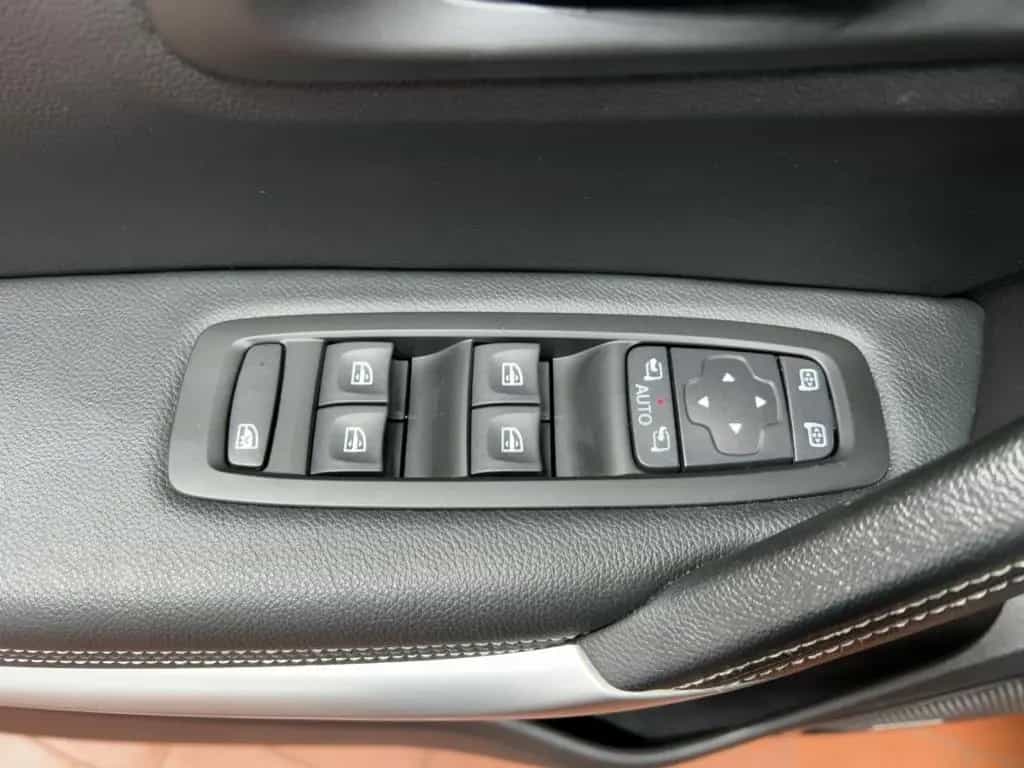 Renault Kadjar BOSE EDITION TCe 160 EDC SELBSTPARKEND 02/2020-photo-19