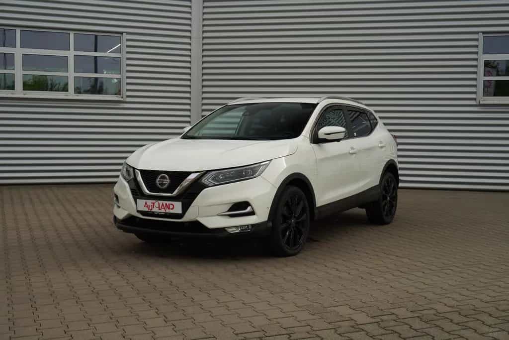 Nissan Qashqai 1.3 Tekna LED Navi Sitzheizung AHK 360° 08/2019-photo-1