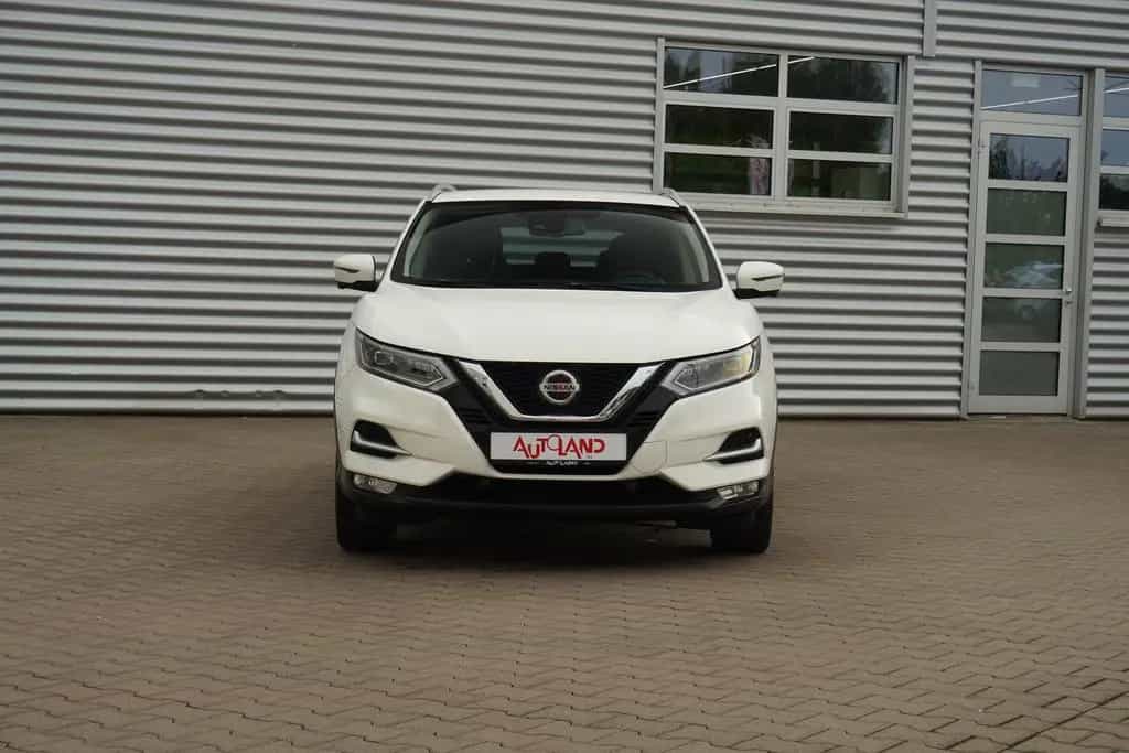 Nissan Qashqai 1.3 Tekna LED Navi Sitzheizung AHK 360° 08/2019-photo-2