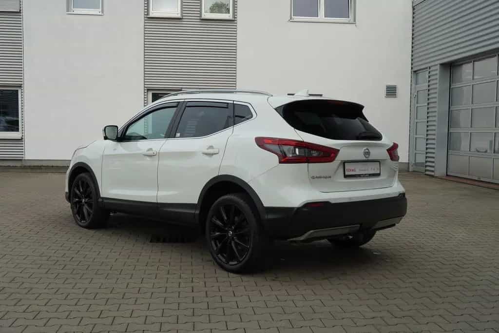 Nissan Qashqai 1.3 Tekna LED Navi Sitzheizung AHK 360° 08/2019-photo-7