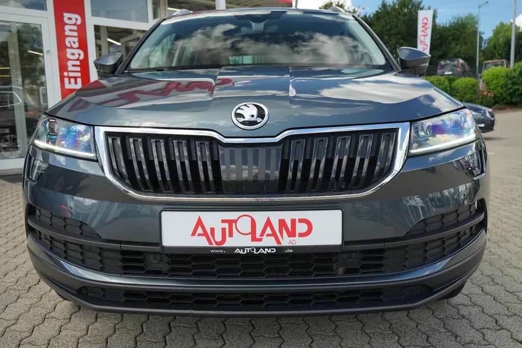 Skoda Karoq 1.5 TSI Clever LED Navi ACC Totwinkel DAB 10/2021-photo-13