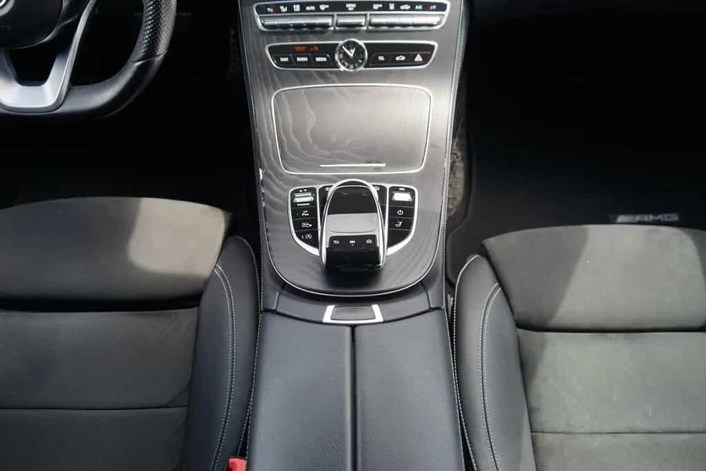 Mercedes-Benz E 200 E200 T-Modell AMG Line LED Navi ACC 360° Leder 11/2018-photo-19
