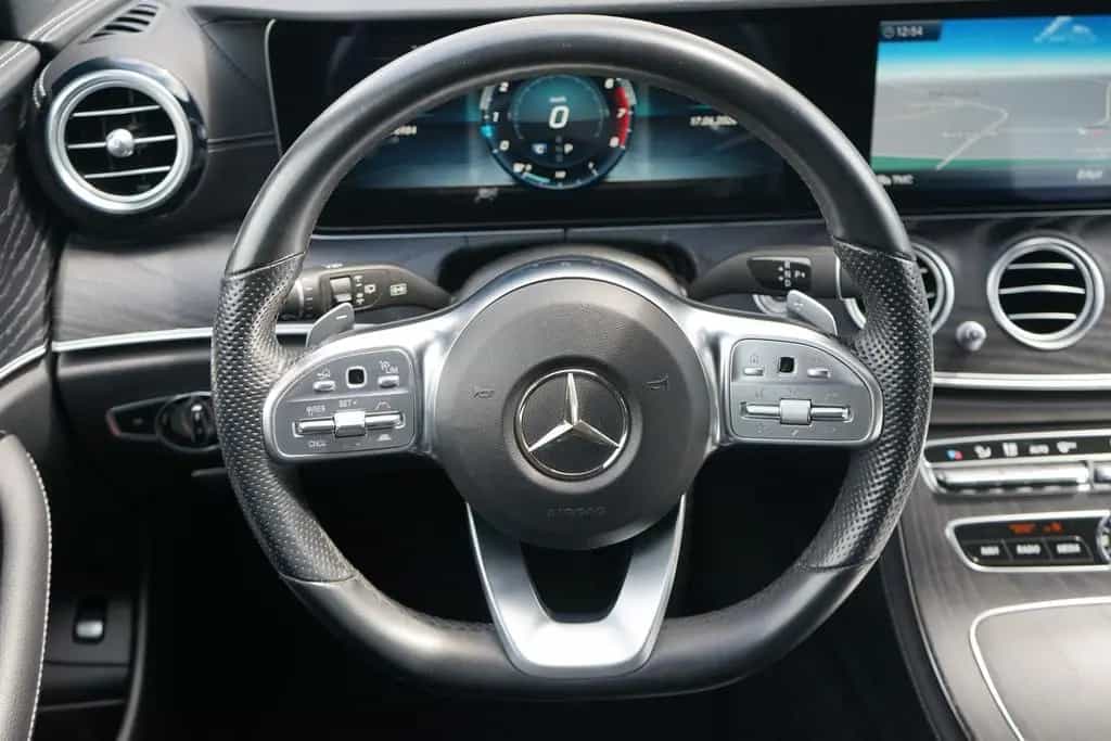 Mercedes-Benz E 200 E200 T-Modell AMG Line LED Navi ACC 360° Leder 11/2018-photo-20