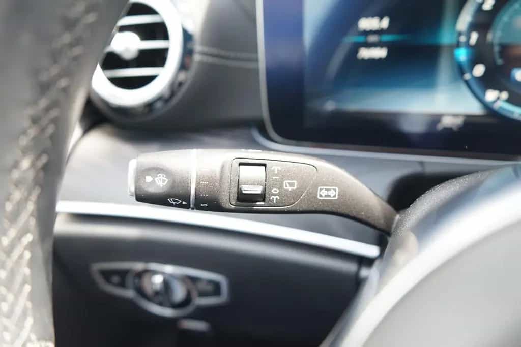 Mercedes-Benz E 200 E200 T-Modell AMG Line LED Navi ACC 360° Leder 11/2018-photo-21